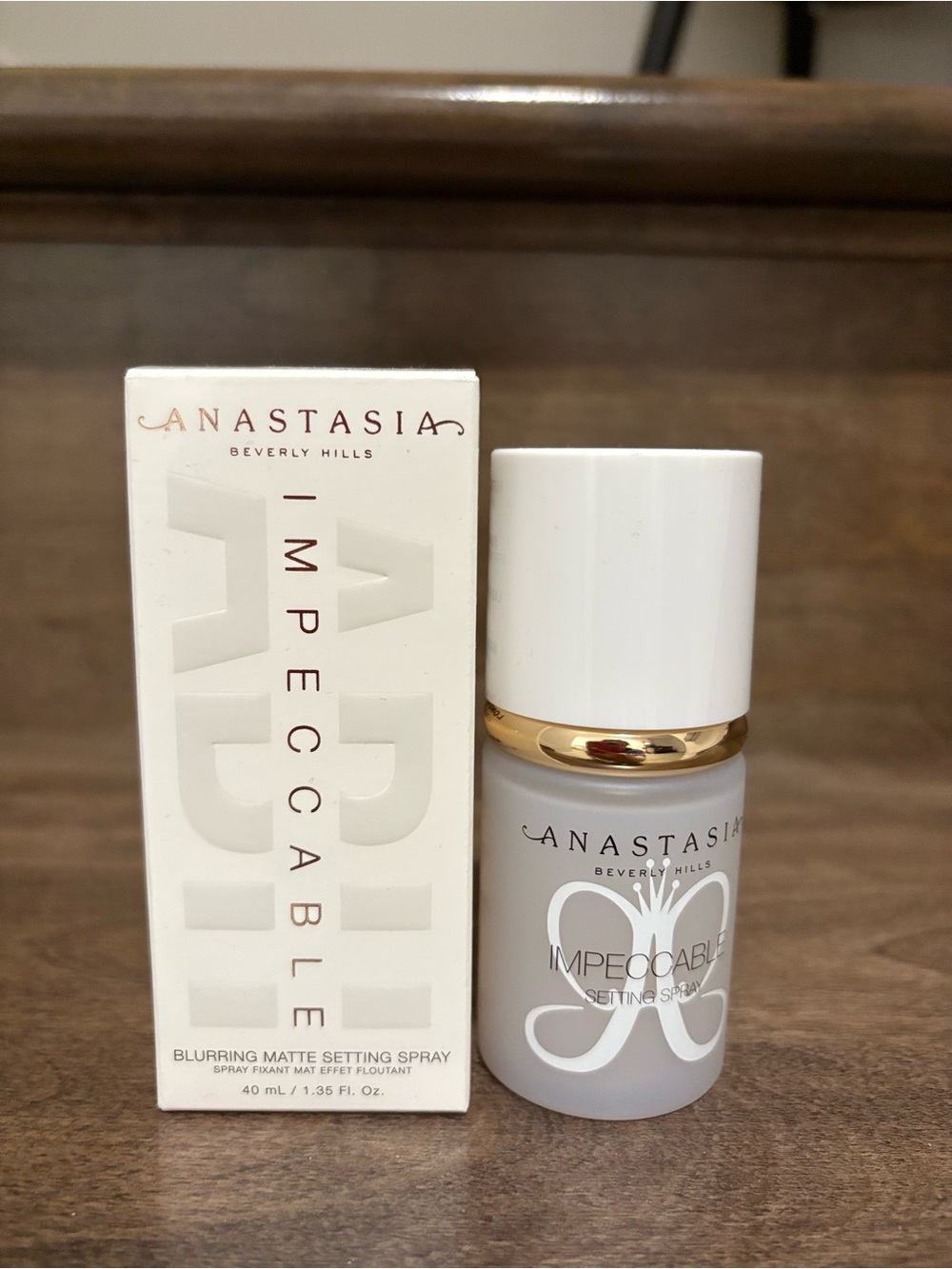 NEW Anastasia Beverly Hills Impeccable 24HR Blurring Matt Setting Spray